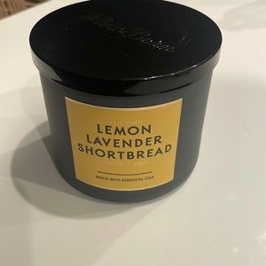 White Barn Lemon Lavender ShortBread Candle